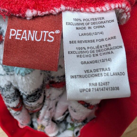 Peanuts Holiday Fuzzy Pajama Pants Size L - Picture 4 of 4